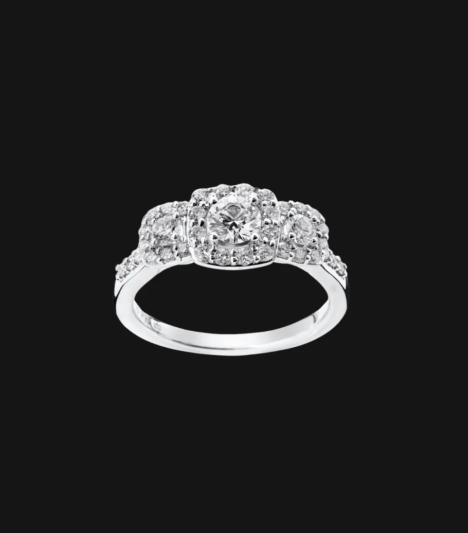 diamant_ring_med_tre_rose_0.webp Diamant ring med tre rosetter*P. Hertz Best