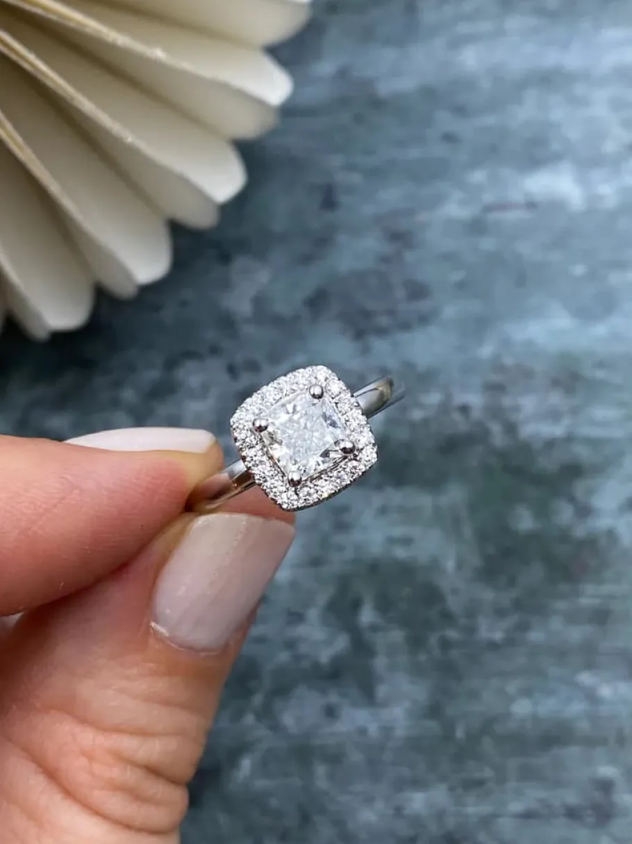 victoria_ring_1-2.webp Victoria ring*P. Hertz New